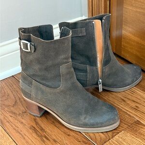 Elegant shabbies Amsterdam Dark Brown olive Ankle Boots with side zipper sz 37